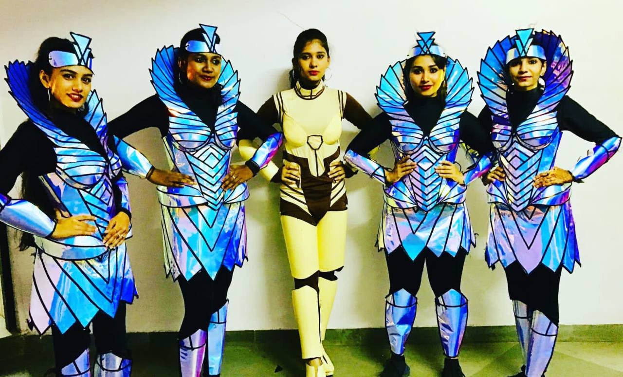 Dance performance 10